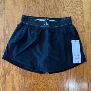 ALO Yoga Women's Black Match Point Tennis Skort Small
